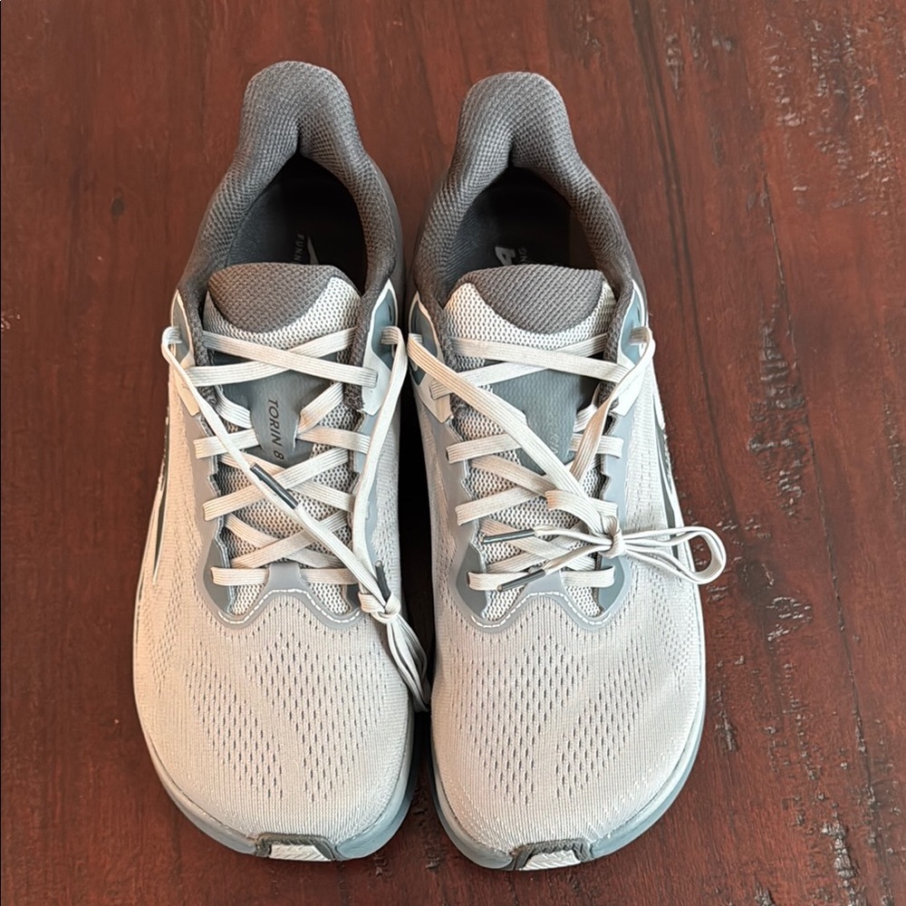 Altra Men's Torin 8 Athletic Shoes - Gray and White